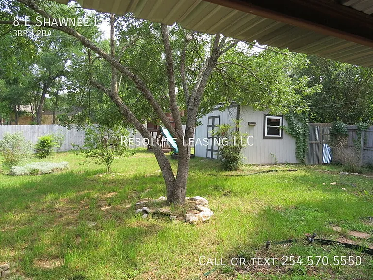 8 E Shawnee Ln — Photo 26
