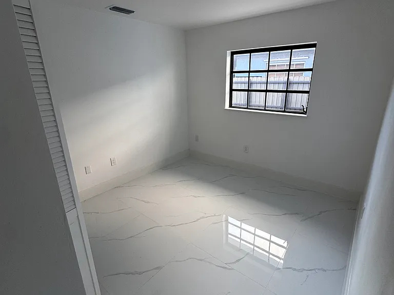 2682 W 70th Pl — Photo 8