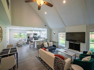 11530 Green Glade Dr, Houston, TX 77099