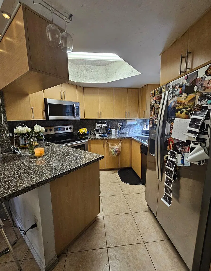 Las Vistas At Doral Condo — Photo 1
