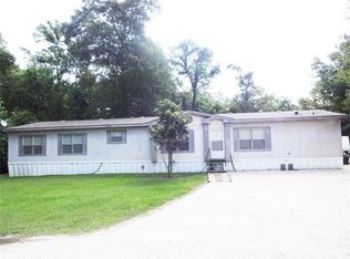 155 Lure Ln, Livingston, TX 77351