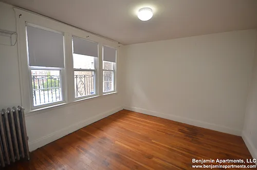 1638 Commonwealth Ave Photo 1