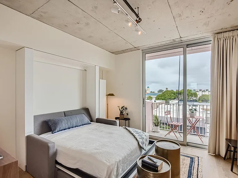 Sasan Lofts — Photo 40