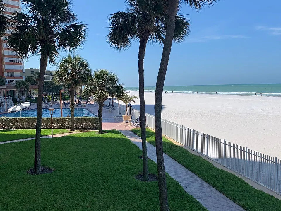 17940 Gulf Blvd #1F