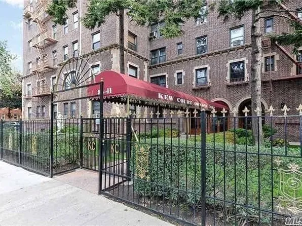 8511 Lefferts Blvd, Queens, NY 11415