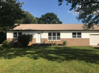 1912 McClain Dr, Knoxville, TN 37912