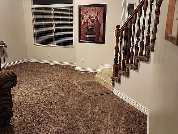 Family Room looking at front