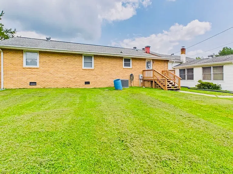 11621 Reedy Branch Rd — Photo 16