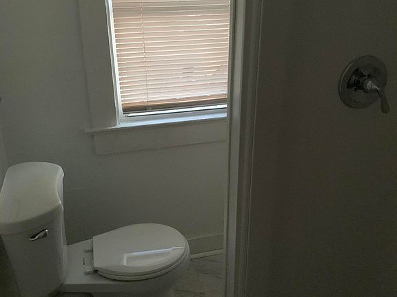 3rd image of 150 S Grandview Ave #2