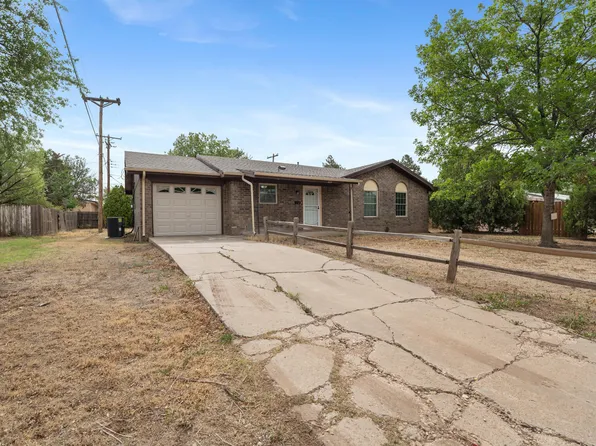 222 NW 11th St, Dimmitt, TX 79027