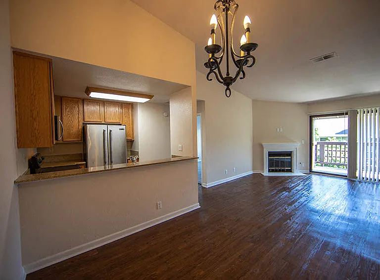 Laurel Grove — Photo 48