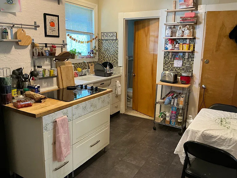155 Walnut St #1 — Photo 6