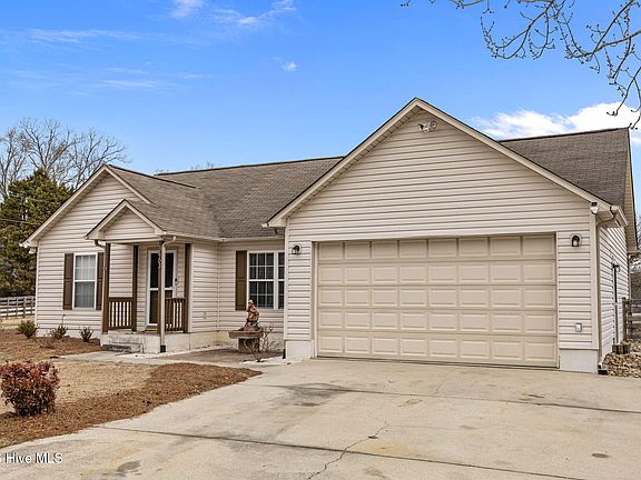 2nd image of 3463 Kings Crossroads Road