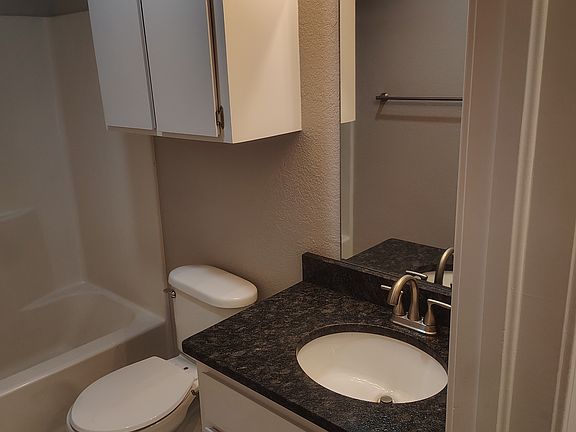 5th image of 408 NW Panther Ln #11587617
