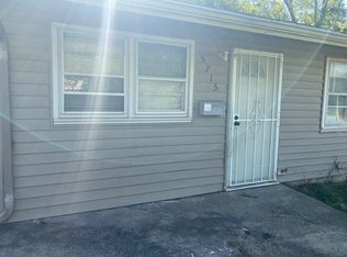 5715 E 40th Ter, Kansas City, MO 64130