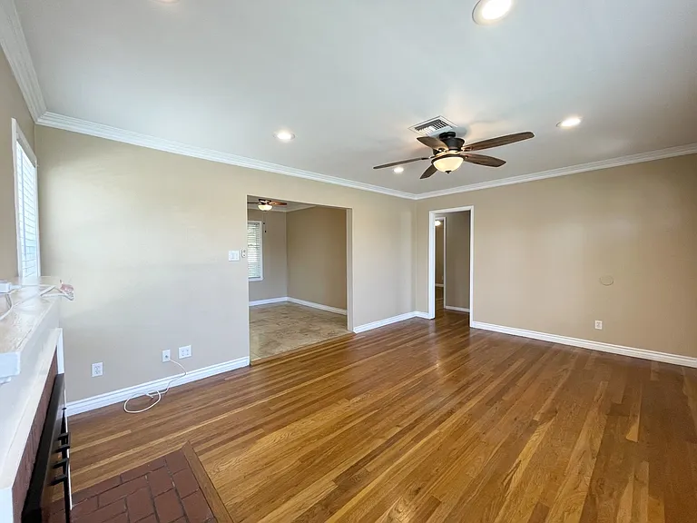 10228 Benson Ave — Photo 4