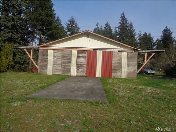 3rd image of 20518 46th Ave E