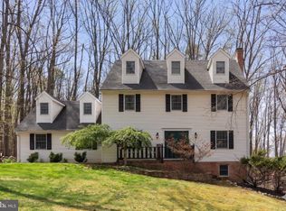 662 Shannon Rd, Boiling Springs, PA 17007