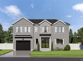 148 Meridian Rd, Levittown, NY 11756