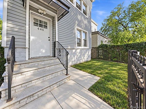 3rd image of 445 S 8th Avenue