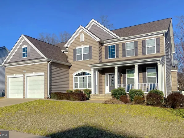 43490 Greg St, Hollywood, MD 20636