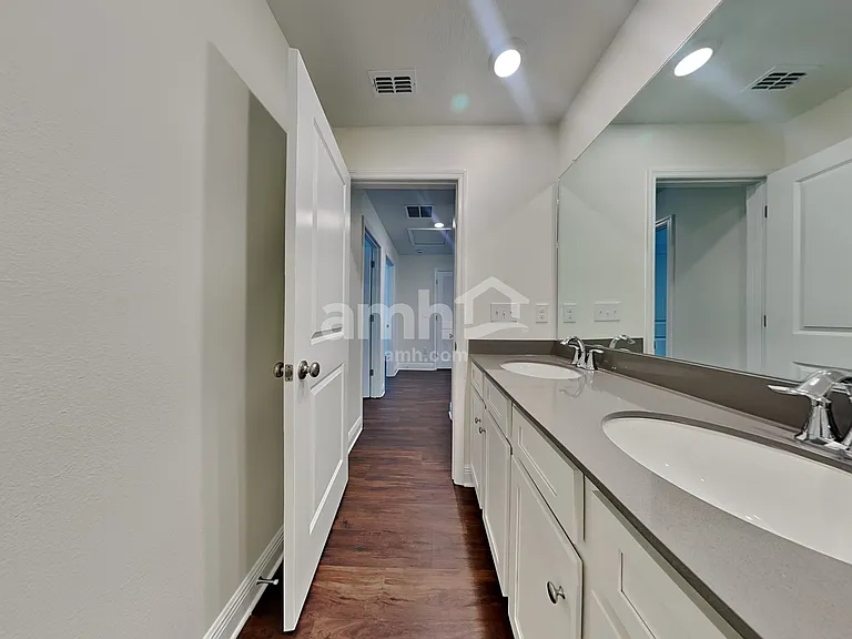 27438 Saint Andrews Ave — Photo 25