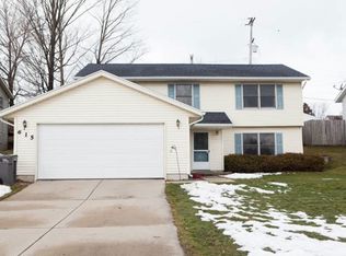 615 Cummings Ave NW, Grand Rapids, MI 49534