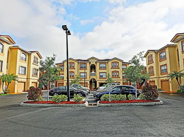 15645 Ocean Walk Cir APT 116, Fort Myers, FL 33908