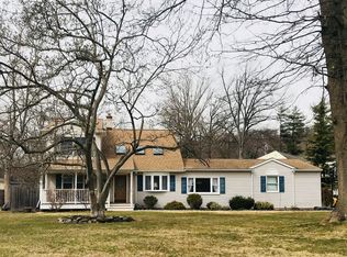 19 Kafka Dr, Green Brook, NJ 08812