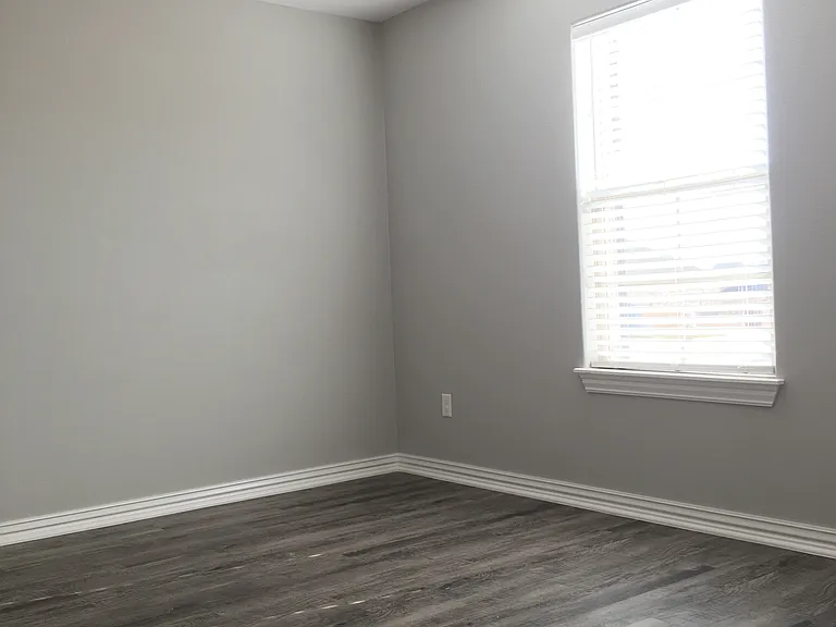 5858 W Luna St — Photo 21