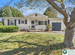 109 S 8th St, Coplay, PA 18037