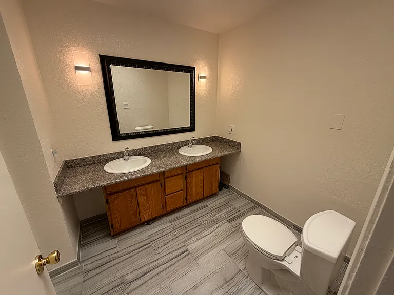 Circle Ct — Photo 5