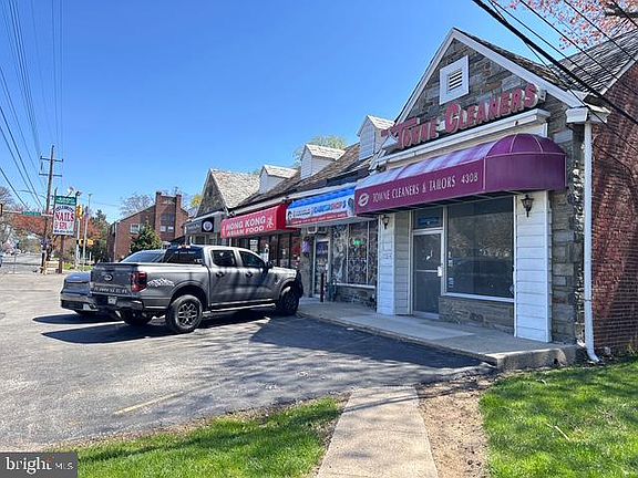 5th image of 4306-4308 Township Line Rd