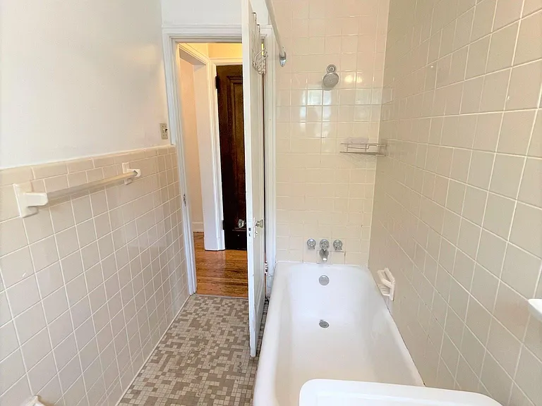 1405 Severn St #B3 — Photo 52