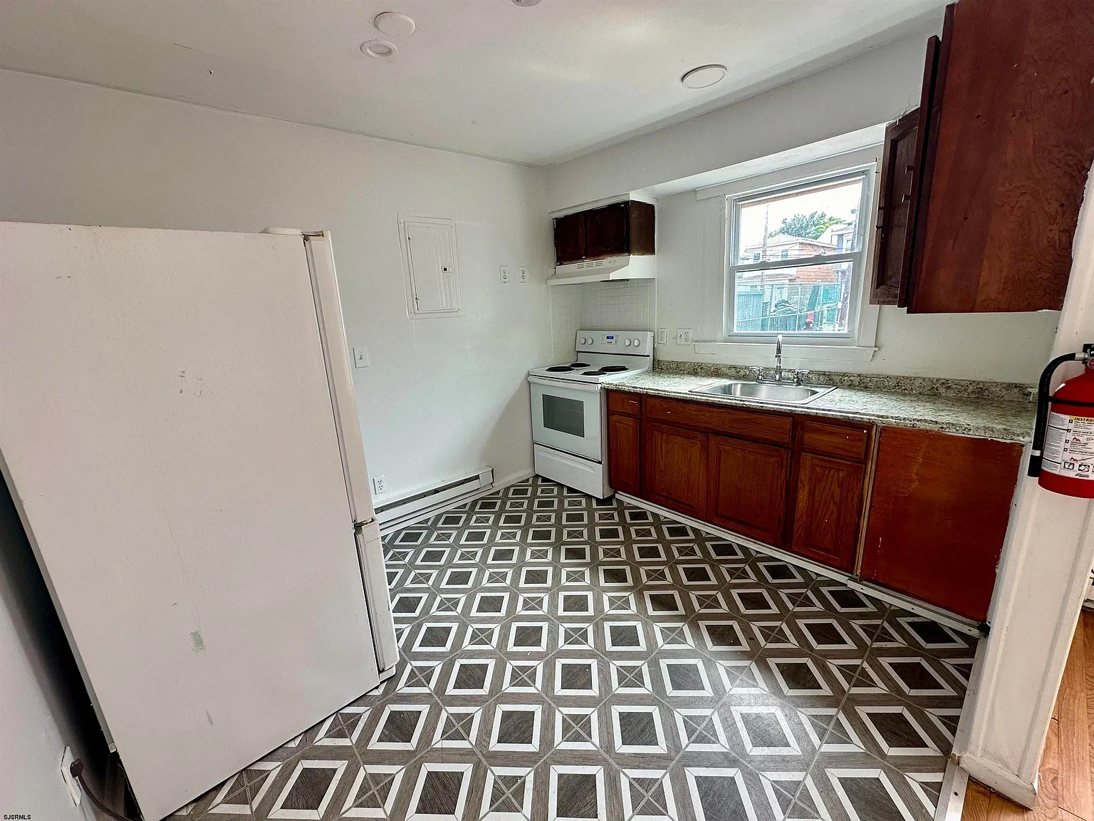1 bed, 1.0 bath, $1,400 — Photo 4