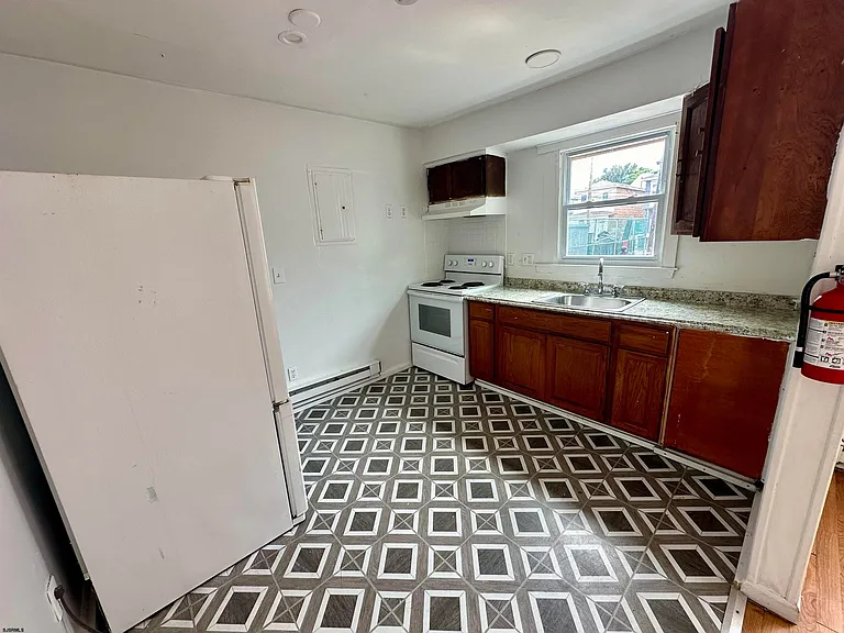 2521 Centennial Ave — Photo 4