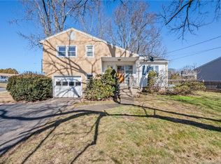 78 Red Top Dr, West Hartford, CT 06110