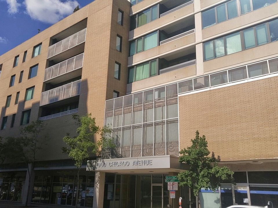 1st image of 900 Chicago Ave Unit 616