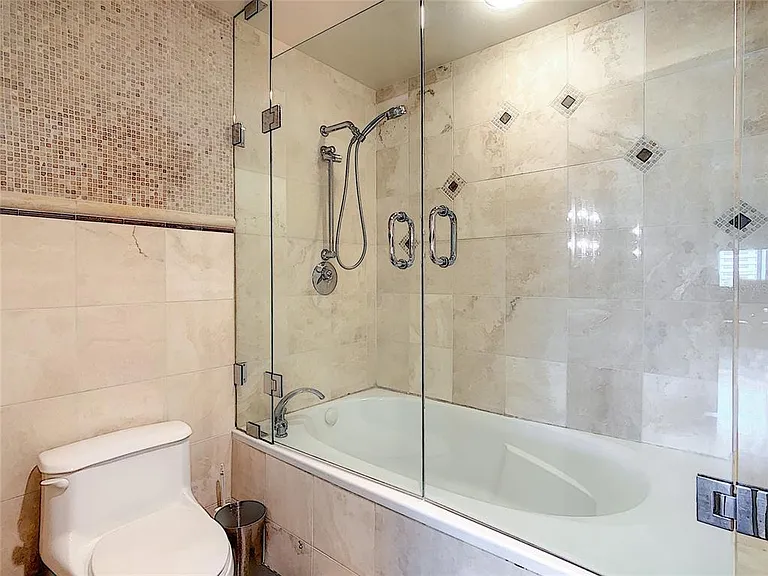 10 N Summerlin Ave #30 — Photo 46