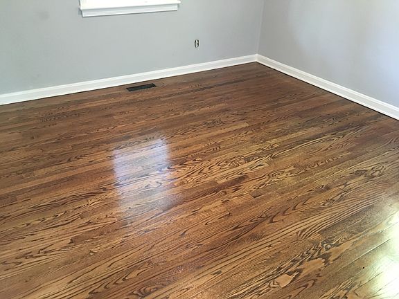 4th image of 1400 Fort Manor Dr