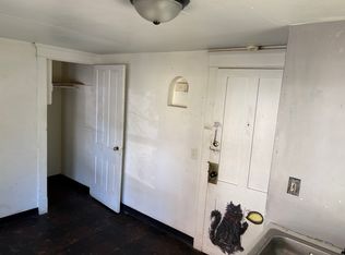 523 W Vine St APT 3, Kalamazoo, MI 49008