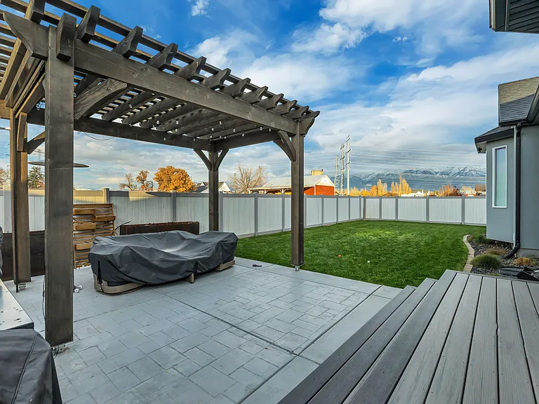 2504 W Sunset Way — Photo 19