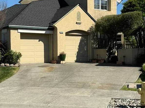 1916 Falcon Ridge Drive, Petaluma, CA 94954