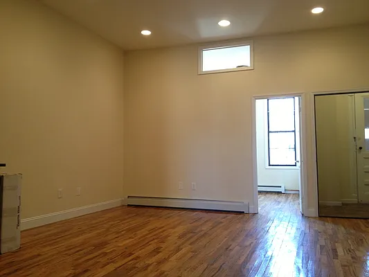 Rented by Makover Group Inc | media 14
