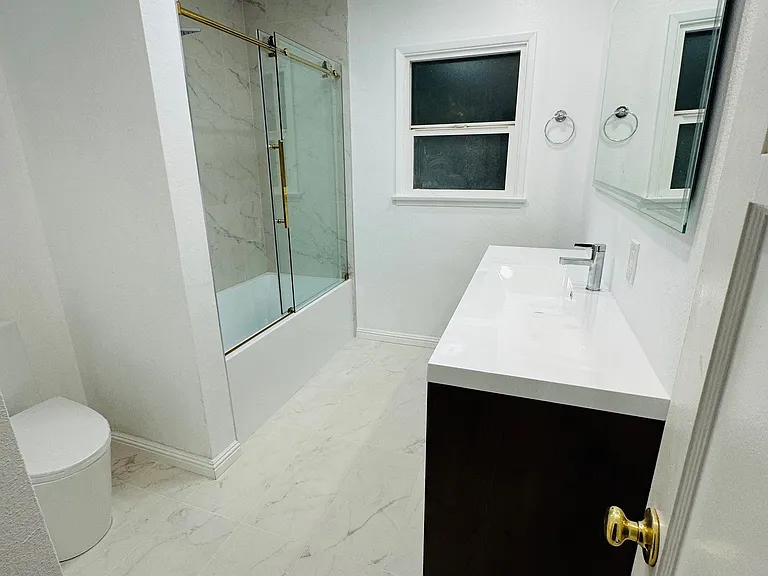 5809 Fulton Ave — Photo 16
