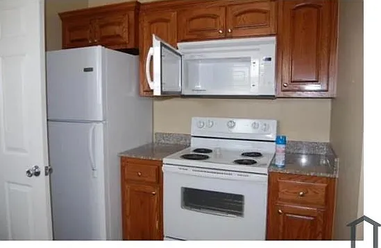 2 bed, 800 sqft, $850 — Photo 4