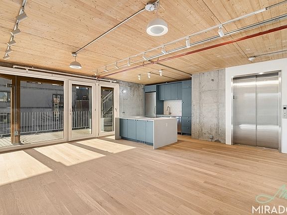 4th image of 283 Greene Ave #4C