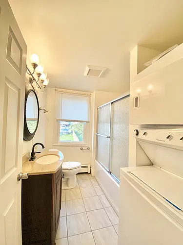 1140 Ash St Photo 1