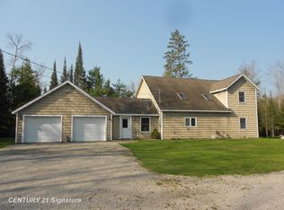 590 Fleetwater Dr, Luzerne, MI 48636