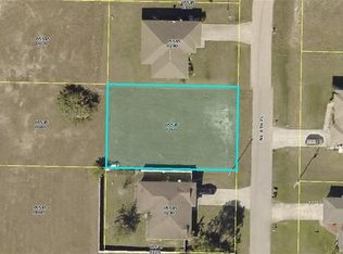 3620 NE 8th Pl, Cape Coral, FL 33909